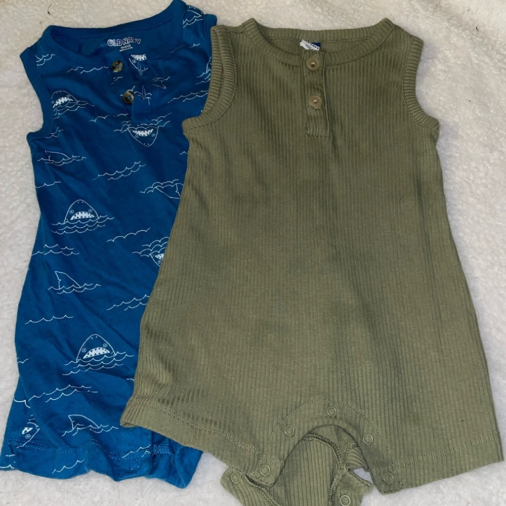 EUC Old Navy sleeveless shortall outfits